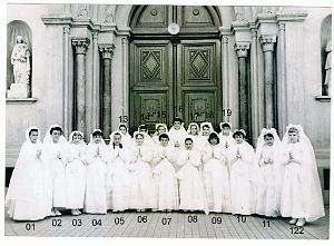 COMMUNIONS ORAN SOEURS TRINITAIRES DE SAINT LOUIS SOLENNELLE 1953 001